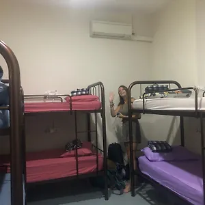 Apple Backpackers 2*, George Town Malasia